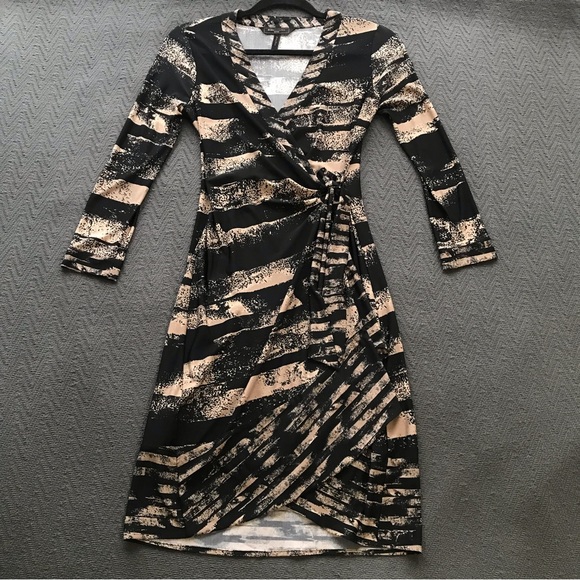 BCBGMaxAzria Dresses & Skirts - NWOT BCBGMaxAzria True Wrap Dress Black Tan Print Long Sleeve XS Petite
